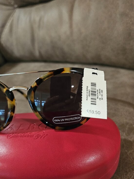 NWT Talbots Women\'s Tortoiseshell Sunglasses with Hard Case – NWT